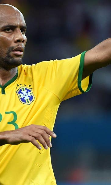Brazil axes Maicon for friendly with Ecuador in United States